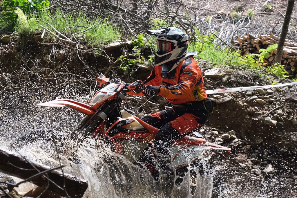 ktm trofeo enduro 2025 LAVENO MOMBELLO DIVENTA READY TO RACE PER LA TERZA PROVA DEL MONOMARCA ORANGE