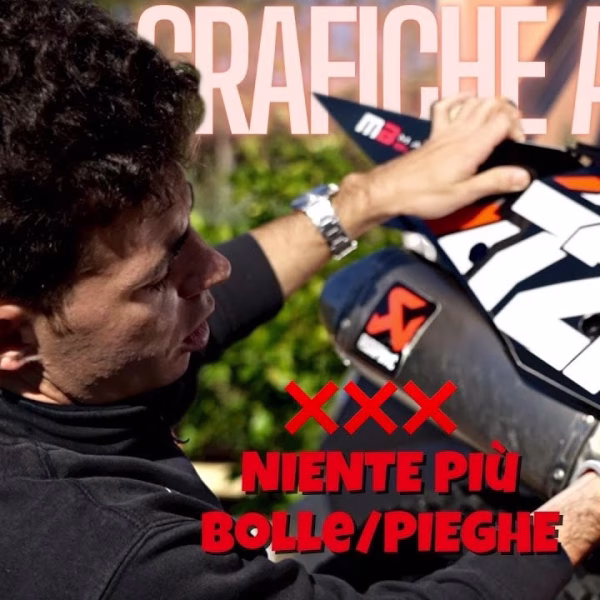 Come applicare grafiche moto: guida passo passo by Publistudio Autowork